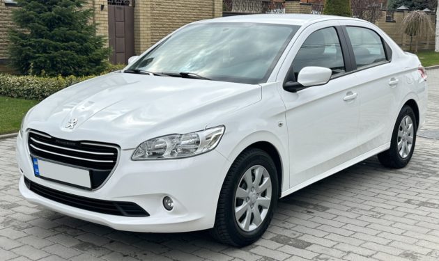 Peugeot 301